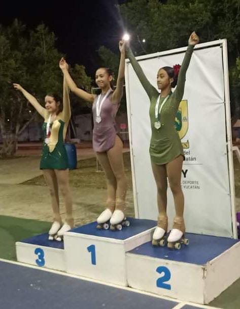 Vecinas de Izcalli cosechan triunfos en el Campeonato Nacional de Patinaje Artístico